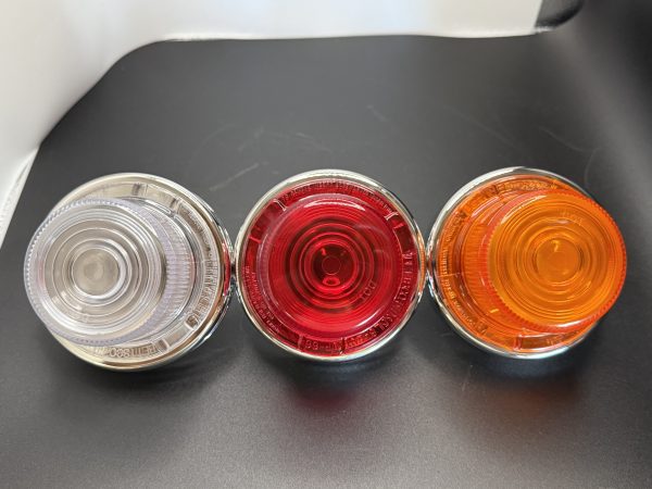 3.5" diameter Stud mount tanker light - Image 12